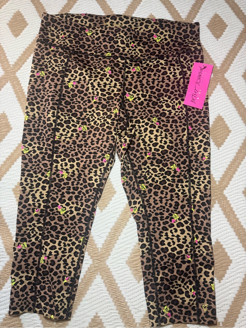 Betsey Johnson Performance Women's
2X Leopard High Rise Yoga Leggings
